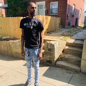 Meet your Posher, Hakeem